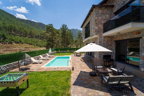 Villa Dimetri, Doğa İçerisinde, Jakuzili ve Muhafazakar 3