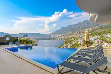 Villa Manşet, Deniz Manzaralı ve 10 Kişilik 2