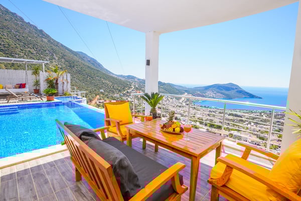 Villa Mavilim, Jakuzili, Süit Yatak Odalı, Denize Yakın 3