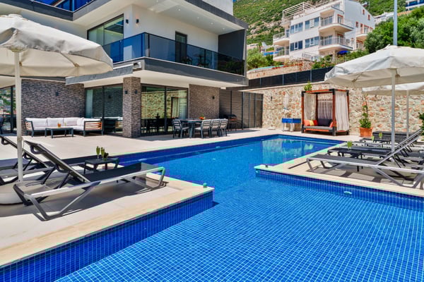 Villa Dessa, Kalkan'da, Hamam, Sauna ve Deniz Manzaralı 2