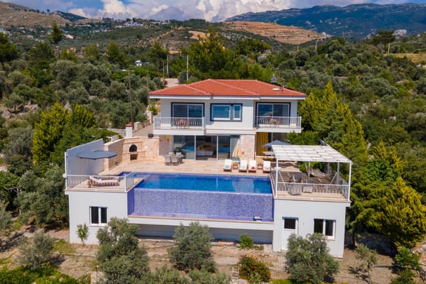 Villa Mısra-5, Çocuk Havuzlu, Çift Jakuzili, Muhafazakar 1