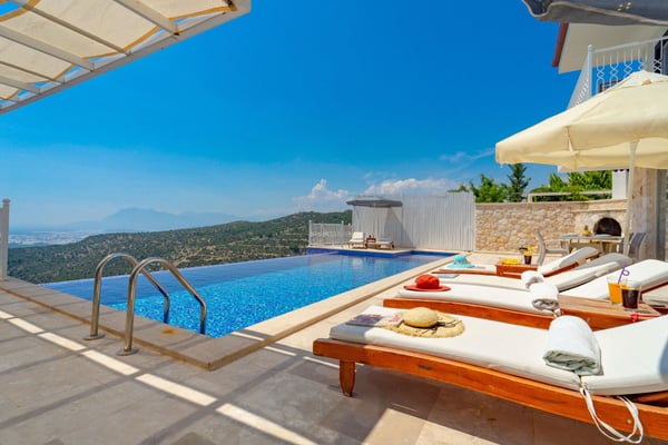 Villa Mısra-5, Çocuk Havuzlu, Çift Jakuzili, Muhafazakar 3