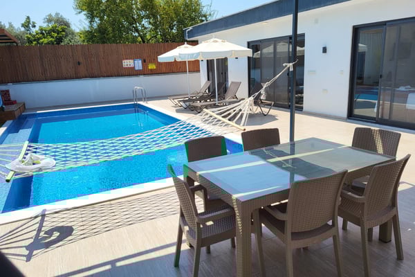 Villa Bally-2, Jakuzili, 2 Odalı, Korunaklı 1