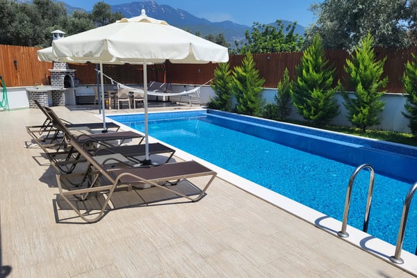 Villa Bally-2, Jakuzili, 2 Odalı, Korunaklı 3