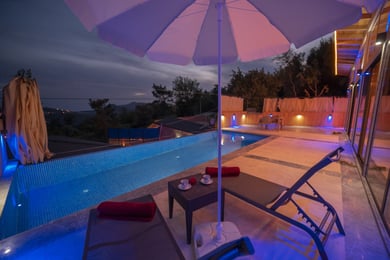 Villa Rita-2, Jakuzili ve Korunaklı Balayı Villası 2