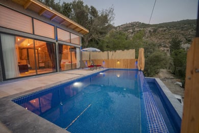 Villa Rita-2, Jakuzili ve Korunaklı Balayı Villası 3