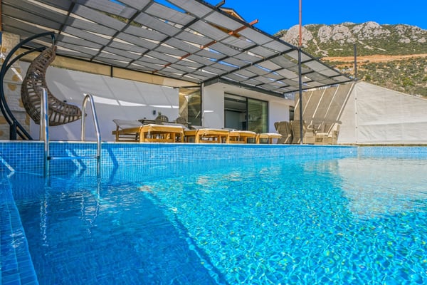 Villa Arp-1, Deniz Manzaralı, Jakuzili ve 2 Odalı 2