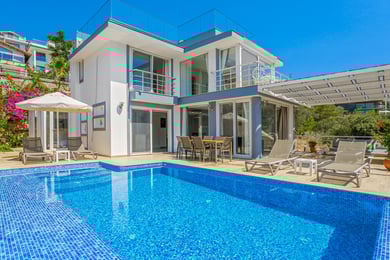 Villa Asmara, Deniz Manzaralı, 4 Odalı ve Jakuzili 1