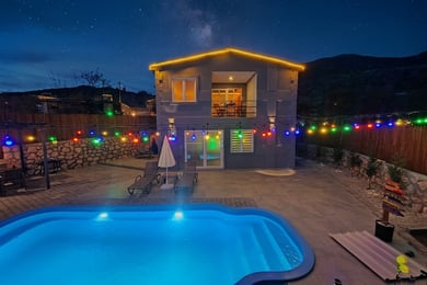 Villa Aykar, Geniş Yüzme Havuzlu, Doğa İçerisinde, Balayı Villası 1