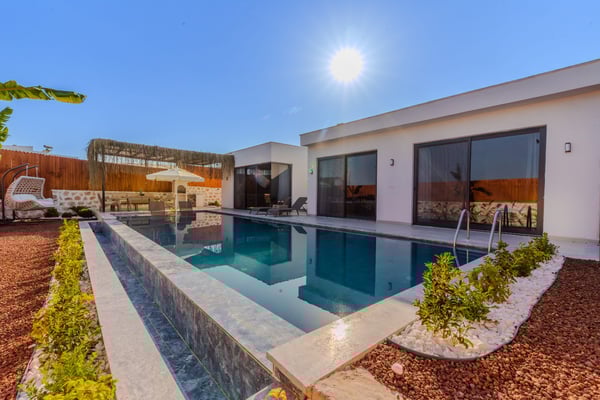 Villa Eliçe-2, Doğa İçinde, Jakuzili ve Saunalı 2