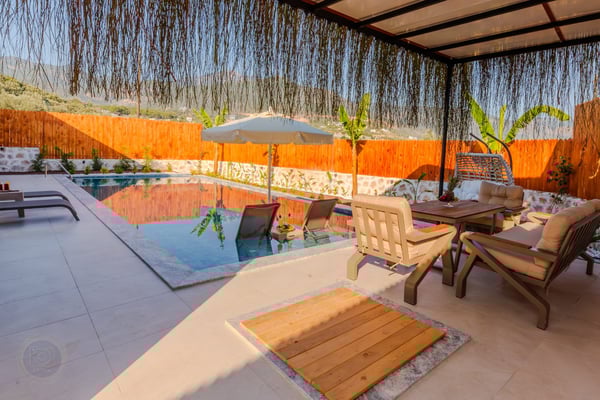 Villa Eliçe-2, Doğa İçinde, Jakuzili ve Saunalı 3