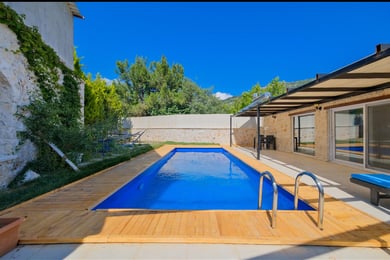 Villa Philia-3, Jakuzili, Korunaklı ve Tek Odalı 3