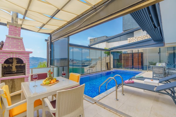 Villa Aksu, Doğa İçerisinde, Süit Odalı, Geniş Havuzlu 2