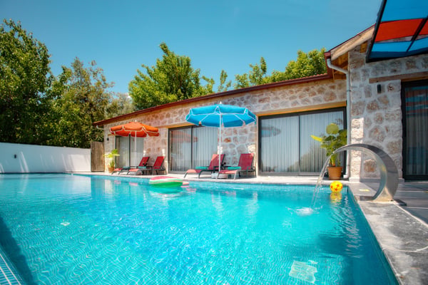Villa Kukari, Doğa İçerisinde, 2 Odalı ve Muhafazakar 1