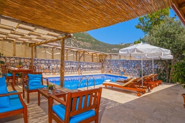 Villa Lilith-2, Kalkan Bölgesinde, 2 Odalı, Jakuzili, Taş Mimari 3