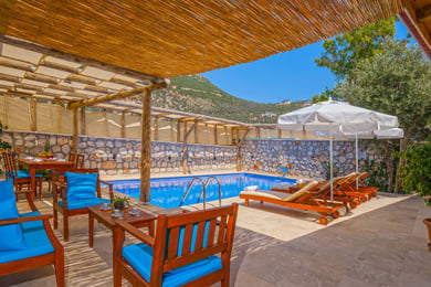 Villa Lilith-2, Kalkan Bölgesinde, 2 Odalı, Jakuzili, Taş Mimari 3