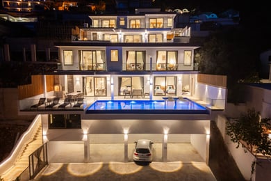 Villa Paris, Deniz Manzaralı, Sauna, Çift Jakuzili ve Muhafazakar 1