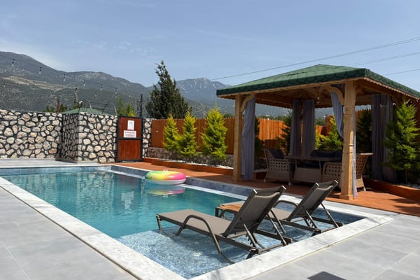 Villa Karder-1, Kalkan Bölgesinde, Geniş Havuzlu, Doğa Manzaralı 3