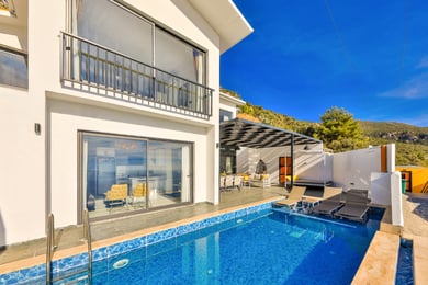 Villa Violeta-8, Deniz Manzaralı, 3 Odalı, Jakuzili 1