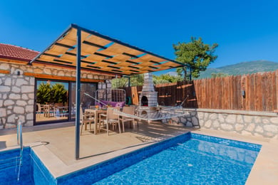 Villa Bally-1, Jakuzili, 2 Odalı, Korunaklı 3
