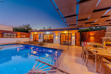 Villa Bally-2, Jakuzili, 2 Odalı, Korunaklı 3