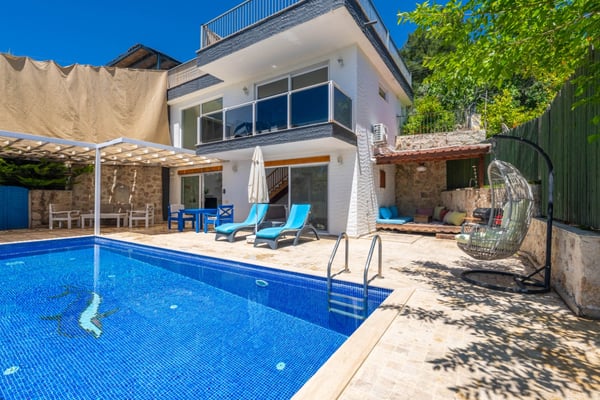 Villa Targaryen, Korunaklı Yüzme Havuzlu, Doğa İçerisinde 3