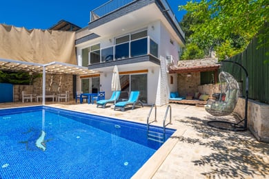 Villa Targaryen, Korunaklı Yüzme Havuzlu, Doğa İçerisinde 3