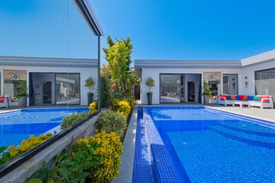 Villa Karnaval, Korunaklı Havuzlu, Jakuzili, Sinema Odalı 2