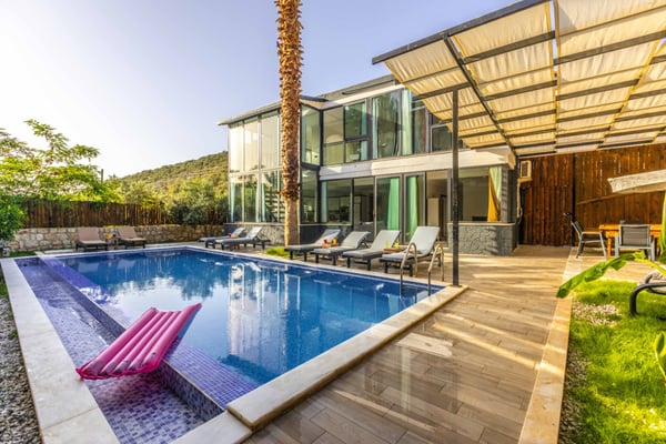 Villa Şans, 5 Odalı, Çift Jakuzili, Sauna ve Sinema Odalı 2