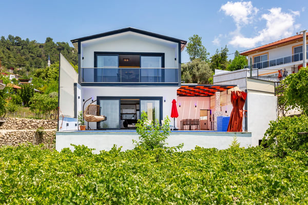 Villa Paye, Korunaklı Yüzme Havuzlu, Markete Yakın ve Jakuzili 1