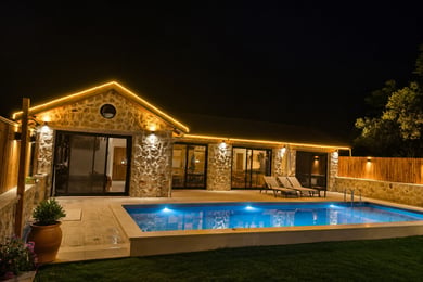 Villa Bally-3, Jakuzili, 2 Odalı, Korunaklı 1