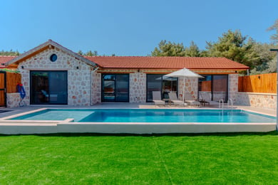 Villa Bally-3, Jakuzili, 2 Odalı, Korunaklı 2