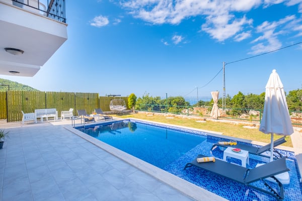 Villa Bunny, Kaş Bölgesinde, Jakuzili ve 2 Odalı 3