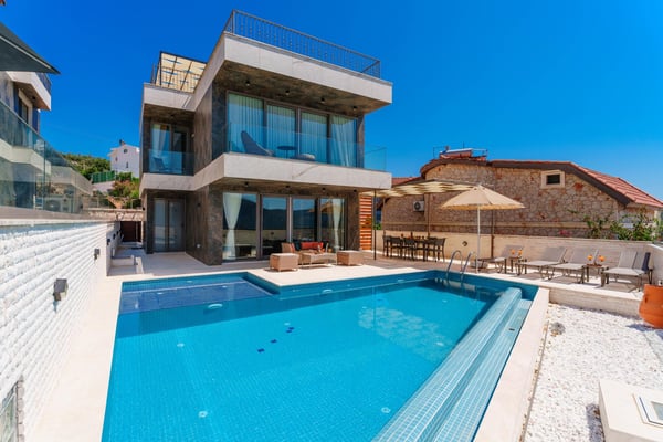 Villa Blue-2, Deniz Manzaralı, Kapalı Havuz, Hamam ve Sauna 1