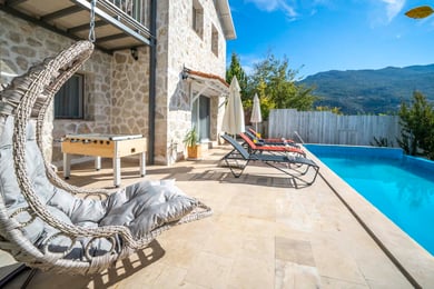Villa Efser, Harika Günbatımı Manzaralı Muhafazakar Villa 3