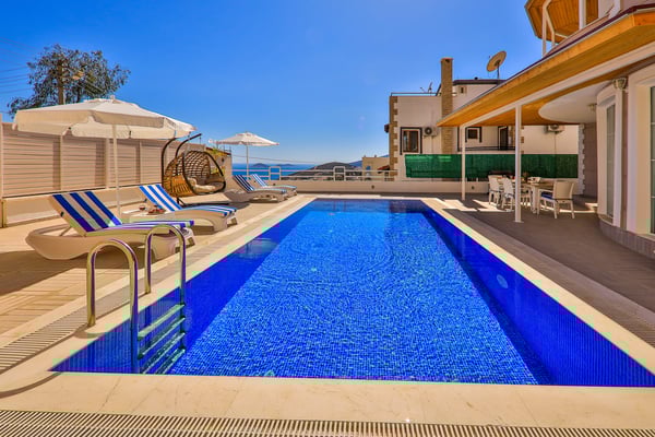 Villa Fariste, Deniz Manzaralı, Merkezi Konumda, Jakuzili Lüks Villa 1