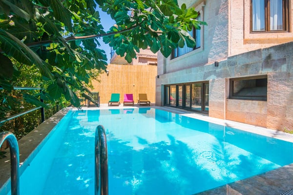 Villa Peşrev, Deniz Manzaralı, Jakuzili Lüks Villa 3