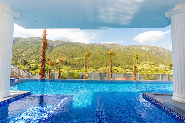 Villa Roza, Saunalı, Jakuzili, Süit Odalı Muhafazakar Villa 1