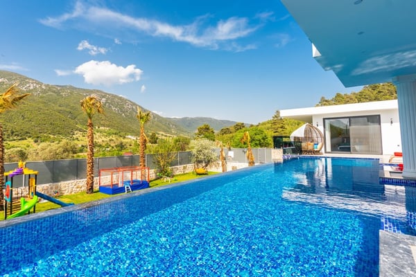 Villa Roza, Saunalı, Jakuzili, Süit Odalı Muhafazakar Villa 3