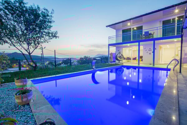 Villa Kenter, Geniş Yüzme Havuzlu, Özel Manzaralı Lüks Villa 3