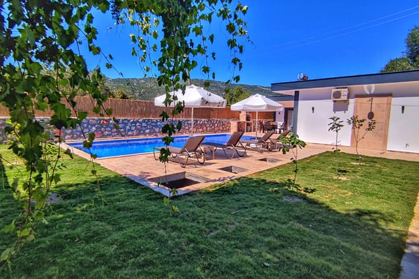 Villa Erato, İki Odalı, Doğa İçinde Muhafazakar 2