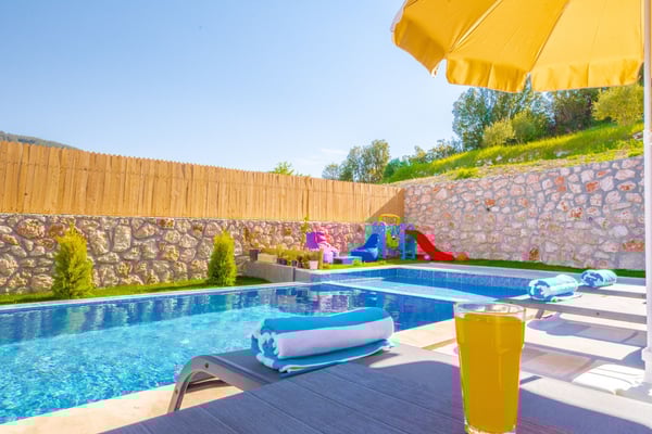 Villa Evcara, İki Odalı, Korunaklı Havuzlu Jakuzili Villa 3