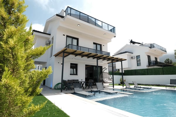 Villa Radika-2, Ölüdeniz Bölgesinde, 3 Odalı, Jakuzili Villa 2