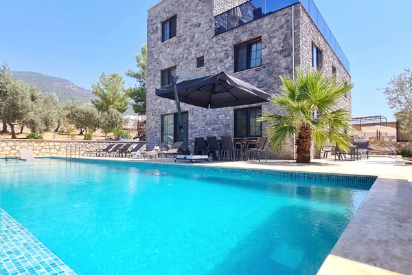 Villa Liberta, Kalkan Bölgesinde, 7 Odalı, Doğa İçerisinde Korunaklı Villa 1