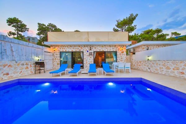 Villa Pete-1, Kalkan Bölgesinde, 2 Odalı, Jakuzili 2