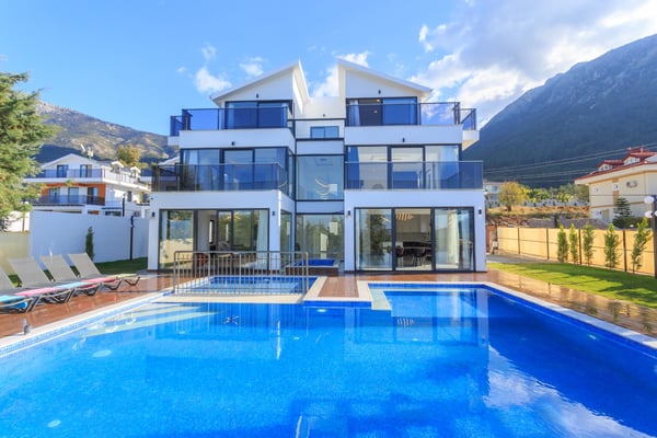 Villa Kozy, Fethiye Bölgesinde, 5 Odalı, İki Havuzlu 1