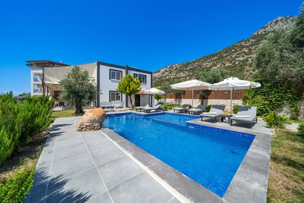Villa Alkinoos, Kalkan Bölgesinde, 3 Odalı, Jakuzili, Korunaklı Havuzlu Villa 3