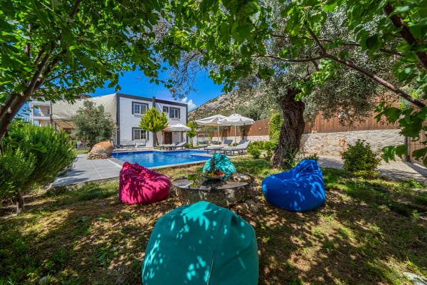 Villa Alkinoos, Kalkan Bölgesinde, 3 Odalı, Jakuzili, Korunaklı Havuzlu Villa 1