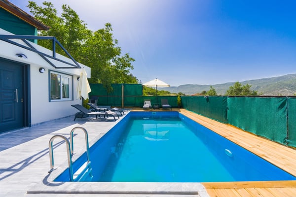 Villa Petra-1, Kalkan Bölgesinde, İki Odalı, Korunaklı ve Jakuzili Villa 2