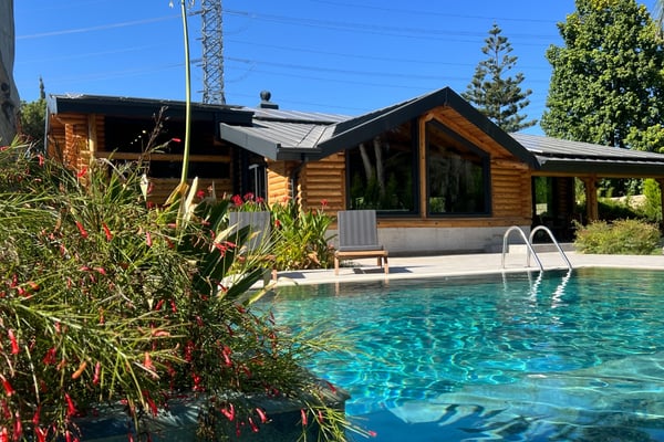 Villa Kayın, Kepez Bölgesinde, 4 Odalı, Saunalı, Lüks Rustik Villa 1
